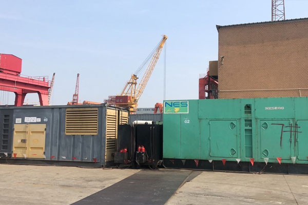 吉林发电机出租空气滤清器的清洁频率是多少？